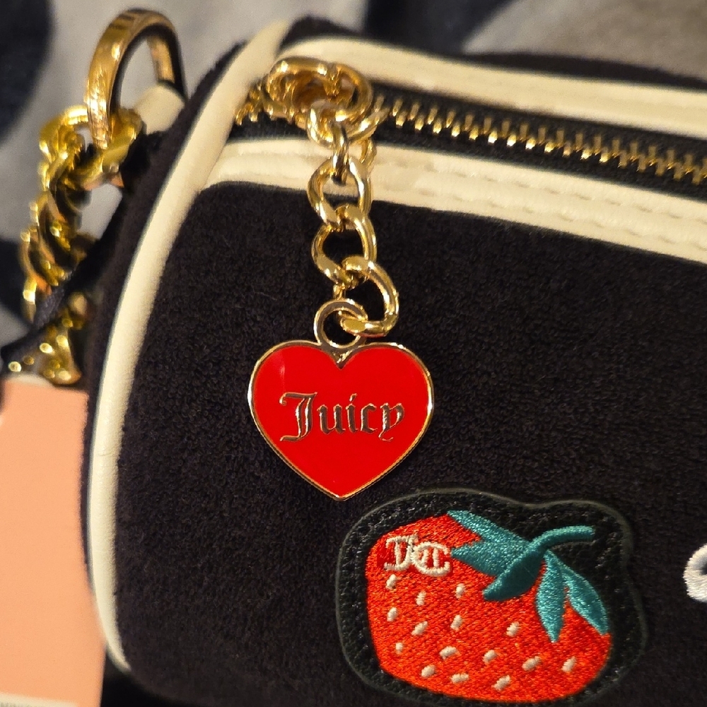 Juicy Couture NWT Black Satchel/Crossbody w/Gold-Tone Hardware & Tech Pouch - Picture 4 of 9